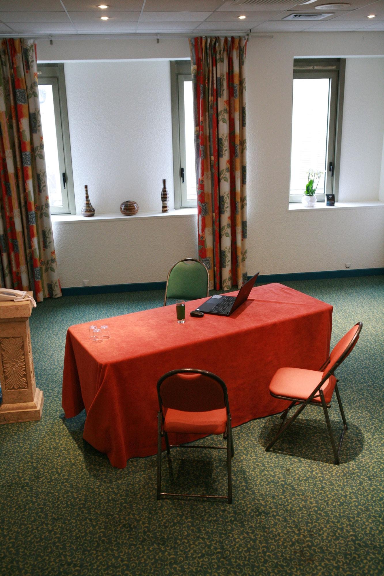 Ibis Châteauroux Eksteriør bilde