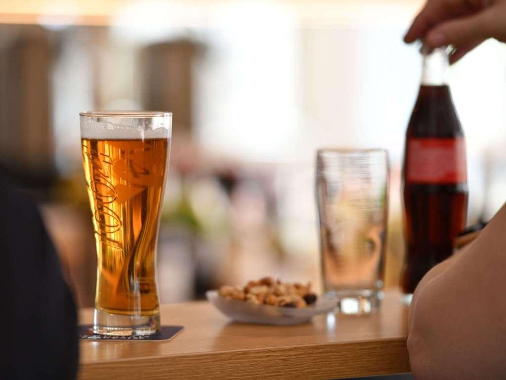 Ibis Châteauroux Restaurant bilde
